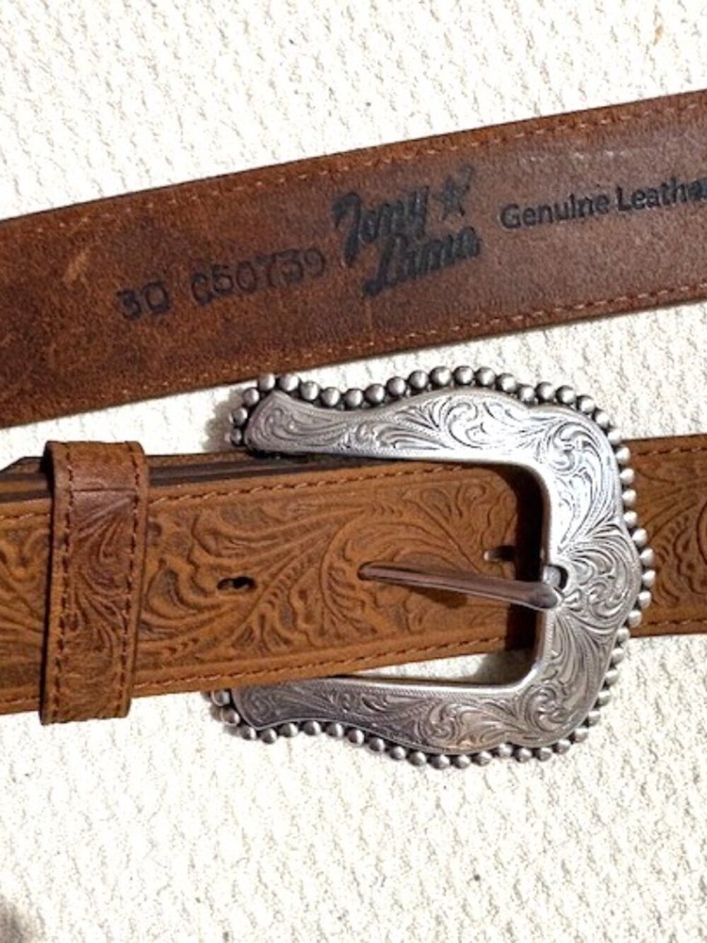 TONY LAMA WOMEN'S TOOLED LEATHER LAYLA BELT Size 30 C50739 pre-owned - Picture 2 of 5